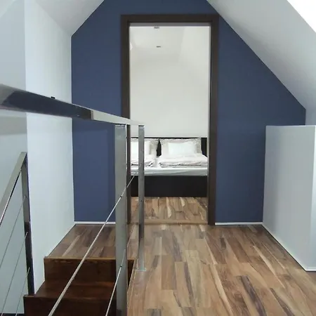Komfort Ajaj Apartment *